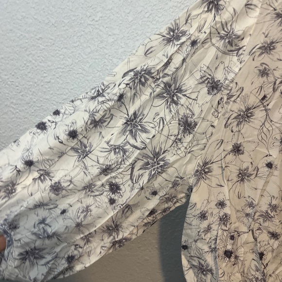 Twist and Tango long sleeve silk blend floral blouse - Picture 5 of 6